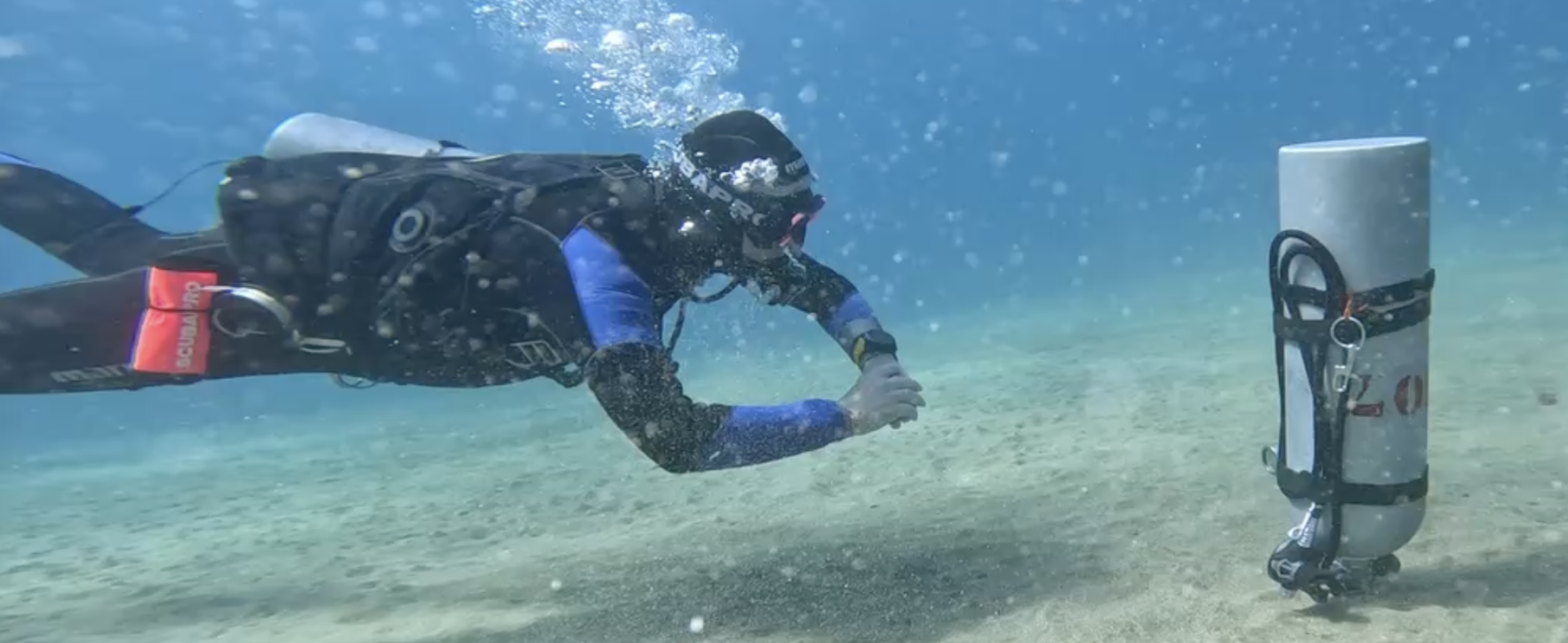 Julie Sidemount Tek Diving